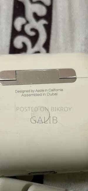 অ্যাপল ২য় প্রজন্মের এয়ারপডস