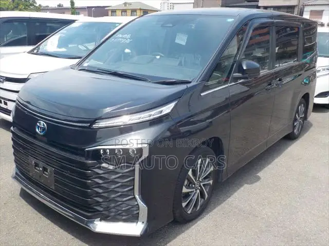 Toyota Voxy 2023 Black