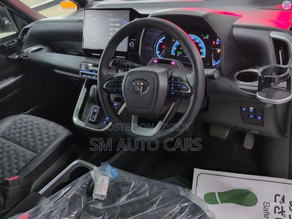 Toyota Voxy 2023 Black