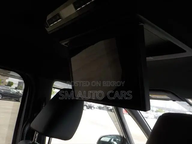 Toyota Voxy 2022 Pearl