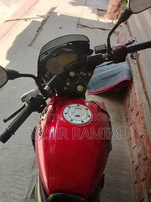 Bajaj Pulsar 150 2013 Red