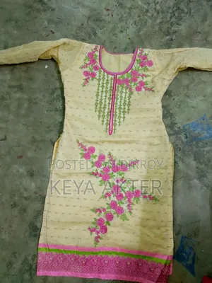 ব্যবহৃত সালোয়ার কামিজ বিক্রয়ের জন্য