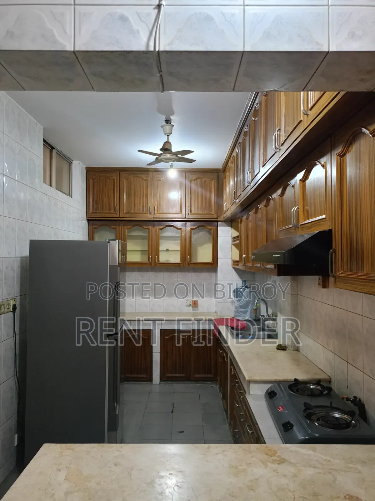 রেন্ট ফাইন্ডার, গুলশানে আসবাবপত্রসহ ৩ বেডরুমের অ্যাপার্টমেন্ট ভাড়া