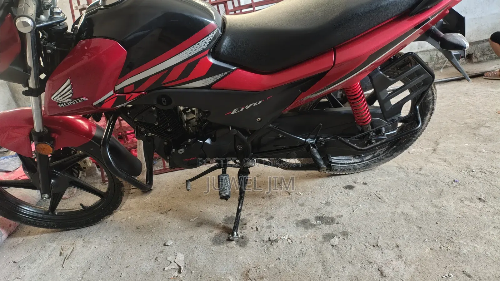 Honda Livo 2022 Red