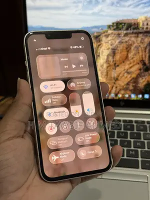 অ্যাপল আইফোন ১৩ ১২৮ জিবি সাদা