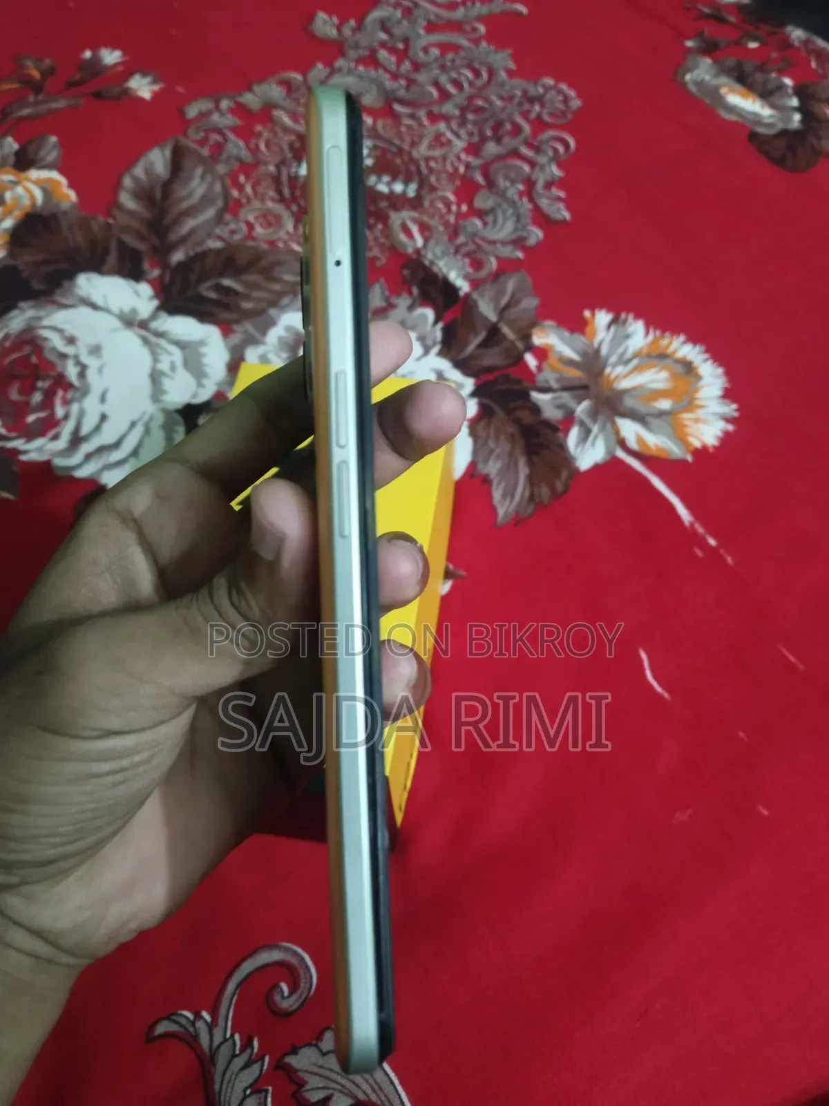 রিয়েলমি ৯ ১২৮ জিবি সবুজ