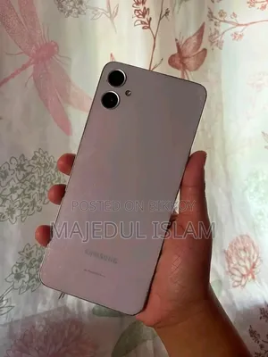 স্যামসাং গ্যালাক্সি এ০৫ ১২৮ জিবি সিলভার