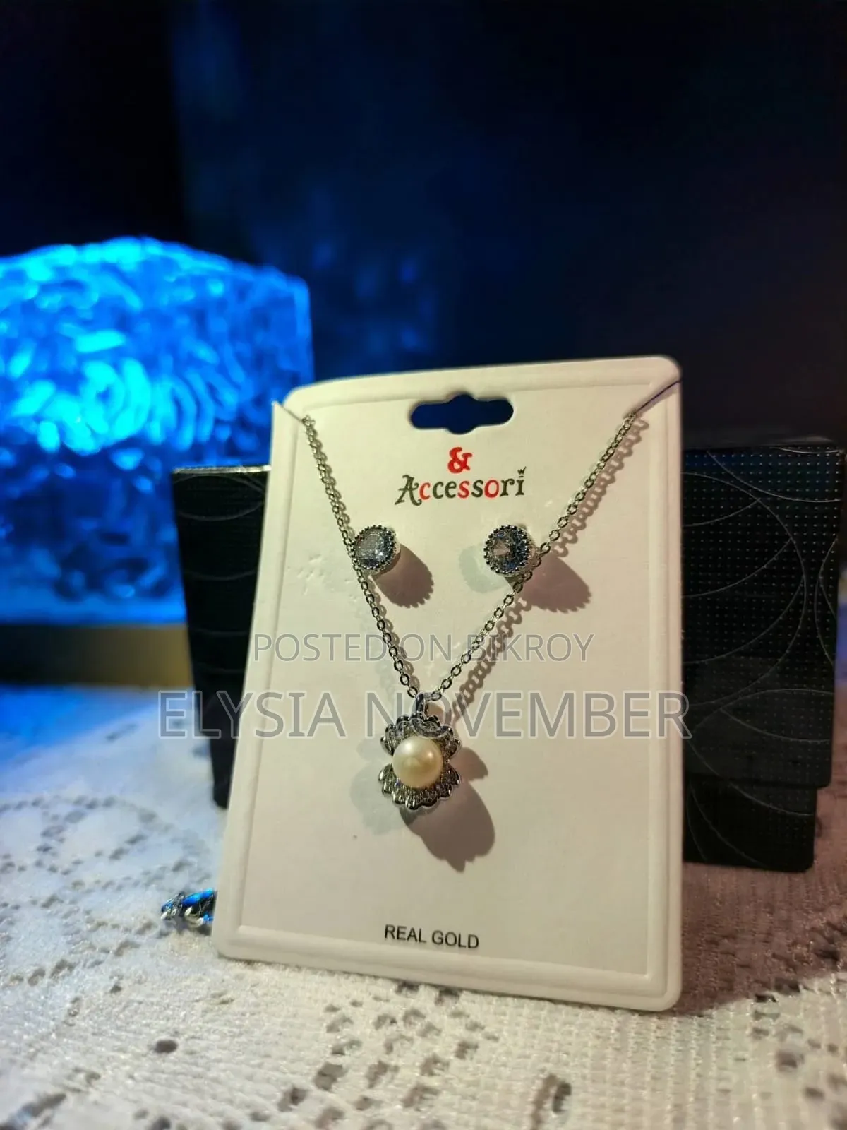 Neck and Earring Set