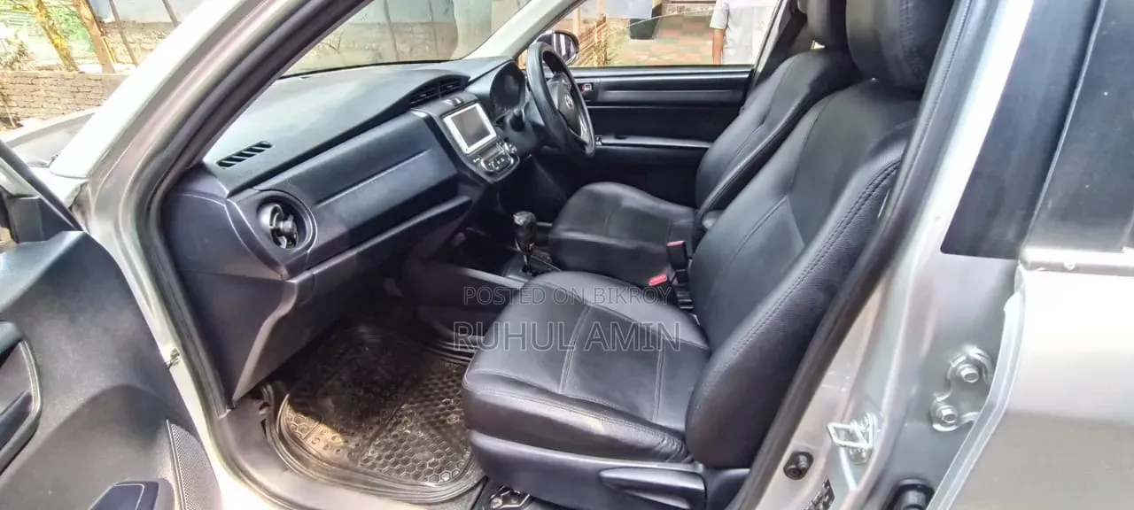 Toyota Axio 2015 Silver