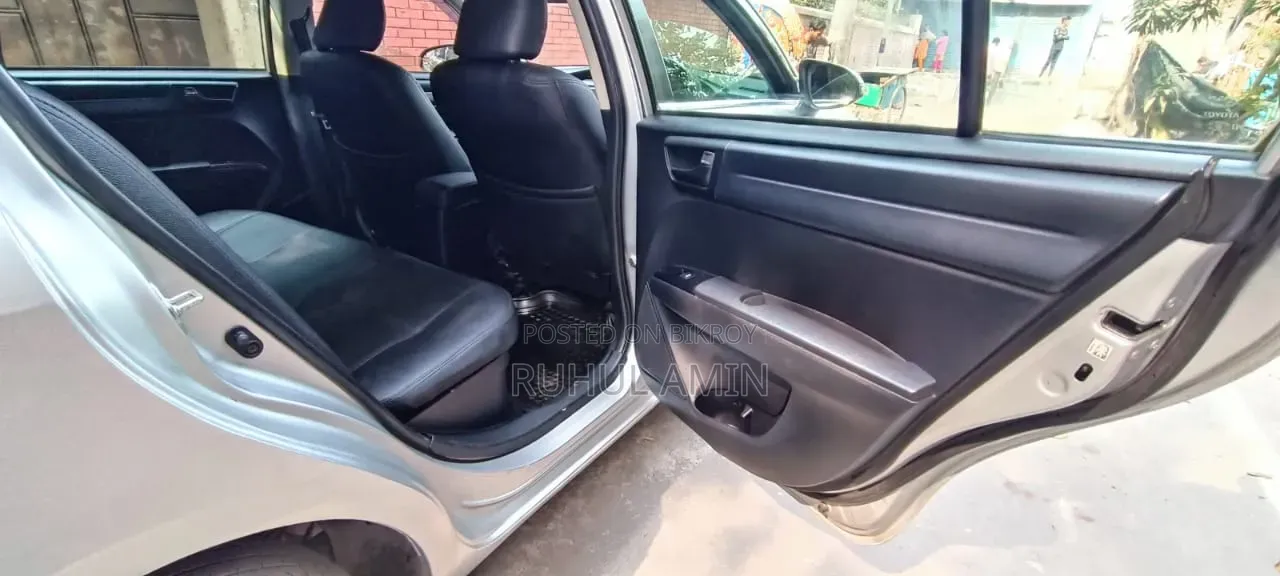 Toyota Axio 2015 Silver