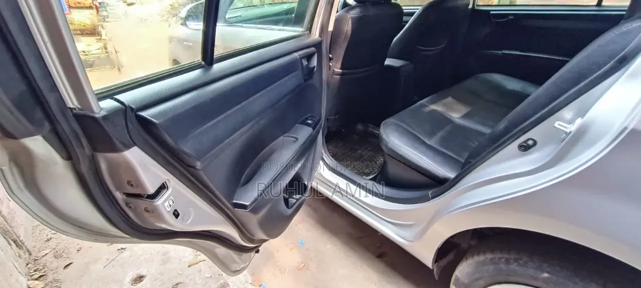 Toyota Axio 2015 Silver