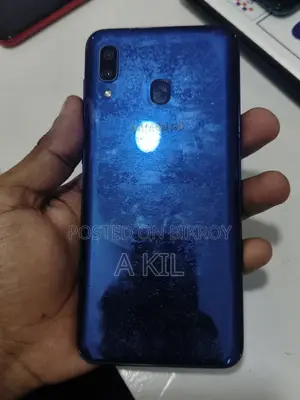 Samsung Galaxy A20 32 GB Blue