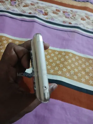 গুগল পিক্সেল ৬ প্রো ১২৮ জিবি গোল্ড