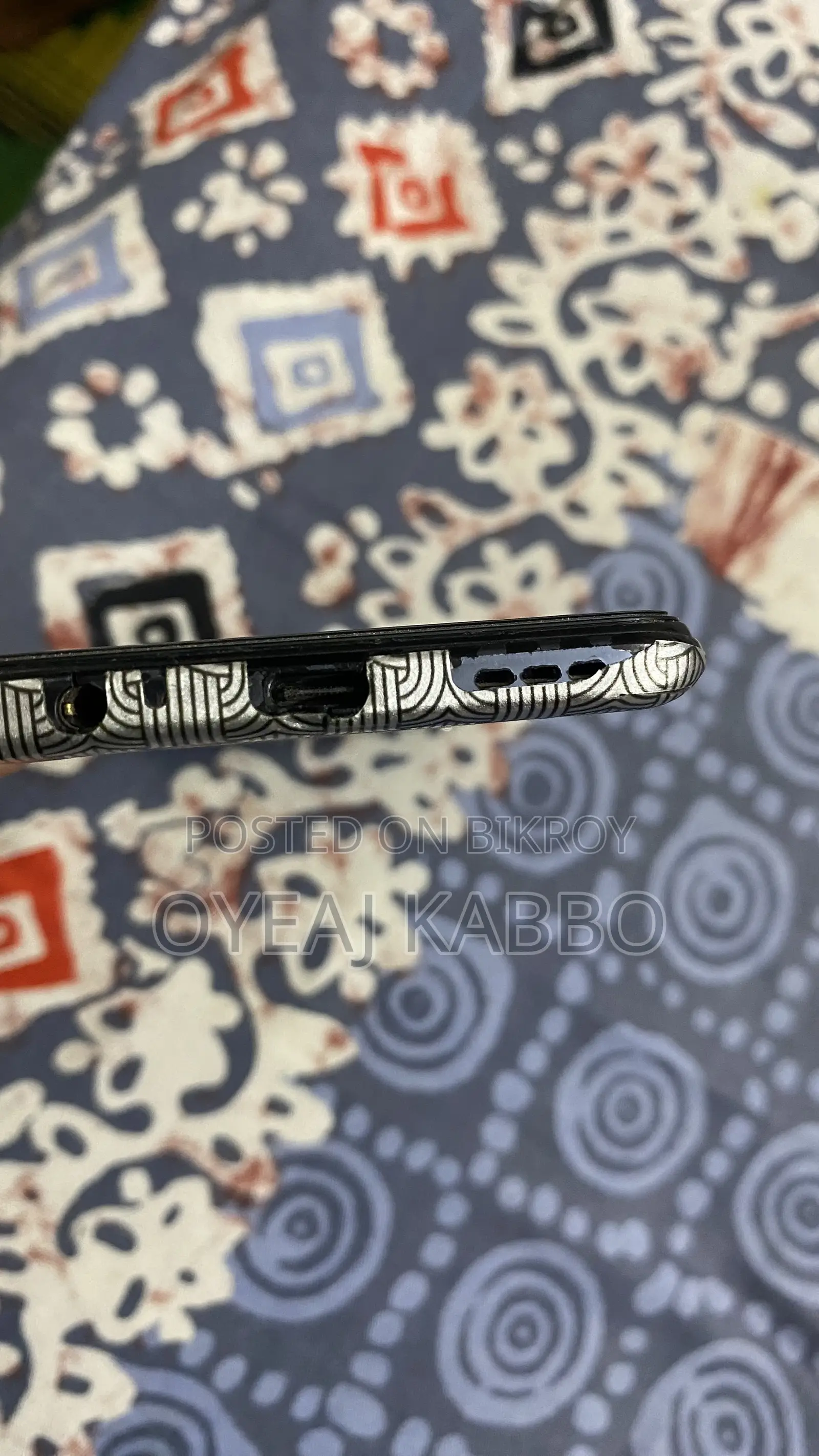 Vivo V20 SE 128 GB Black
