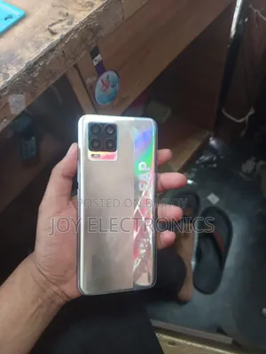 রিয়েলমি ৮ ৫জি ১২৮ জিবি সিলভার