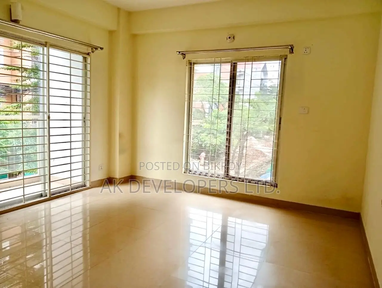 3 Bedroom Apartment in Shwapno Nibash, Basundhara for Sale