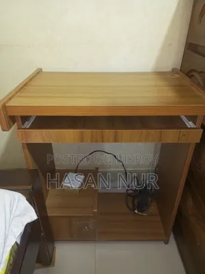 Computer Table Length 25, Width 17