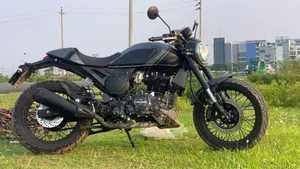 জেনারেটিক জিআরএস ২০২৫ ব্ল্যাক