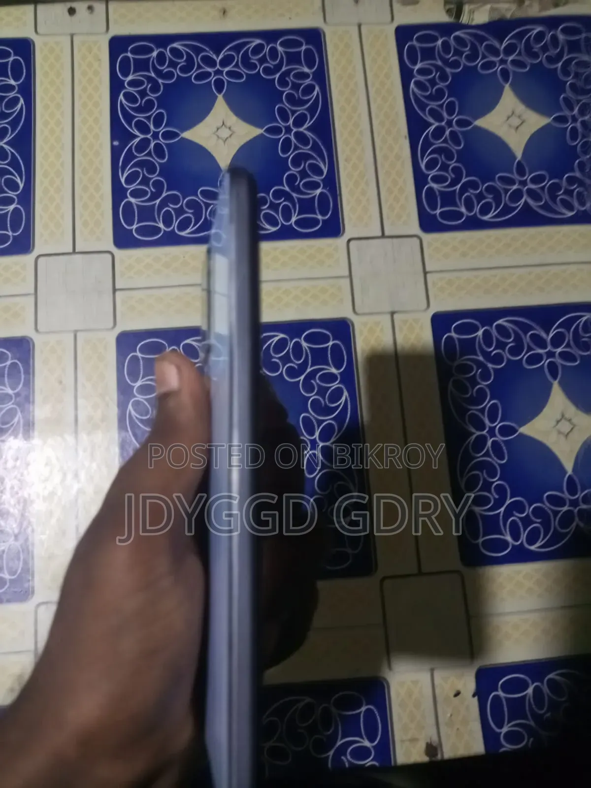 Vivo S1 Pro ১২৮ জিবি সাদা