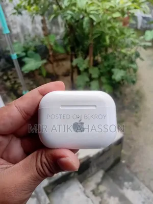 Apple AirPods / Wireless Earbuds for sale