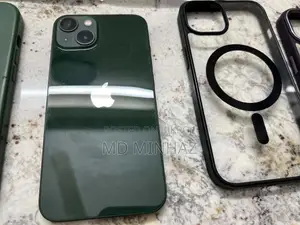 Apple iPhone 13 128 GB Green