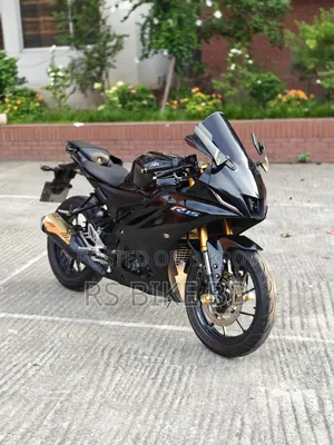 Yamaha R15M 2023 Black