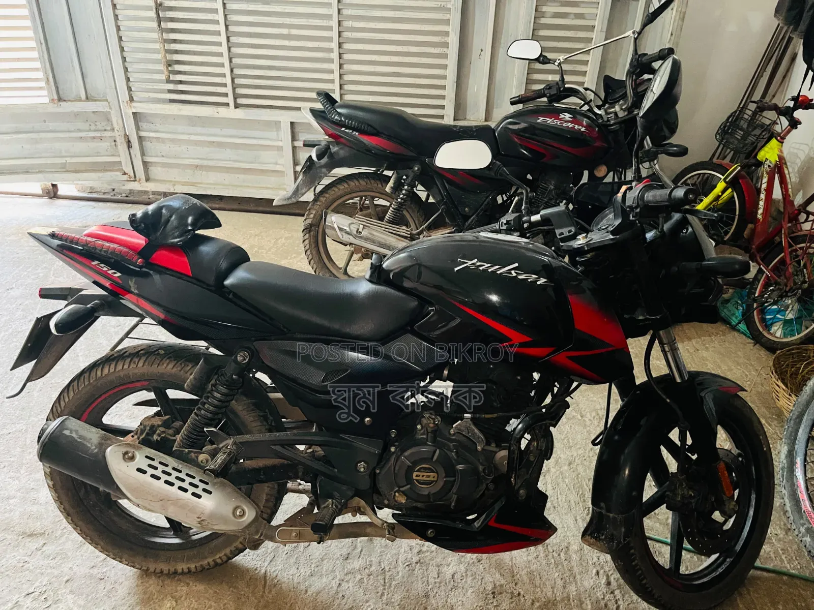 বাজাজ পালসার ১৫০ ২০১৮ কালো