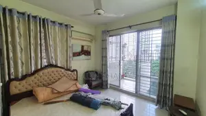 বনানীতে ৩ বেডরুমের অ্যাপার্টমেন্ট বিক্রয়