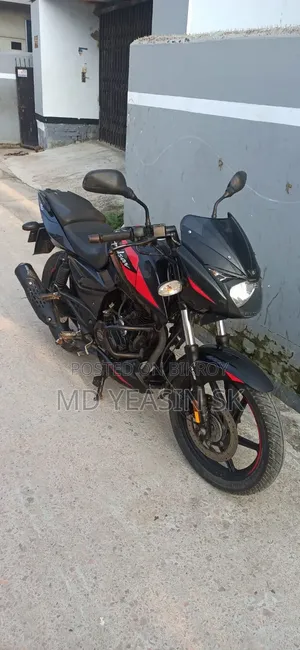 Bajaj Pulsar 150 2022 Black