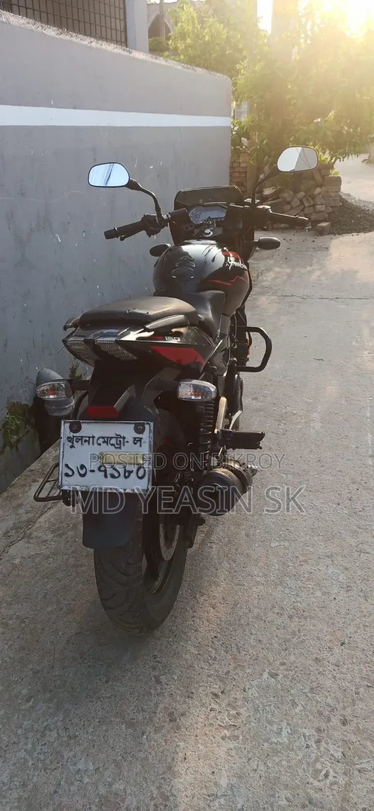 Bajaj Pulsar 150 2022 Black
