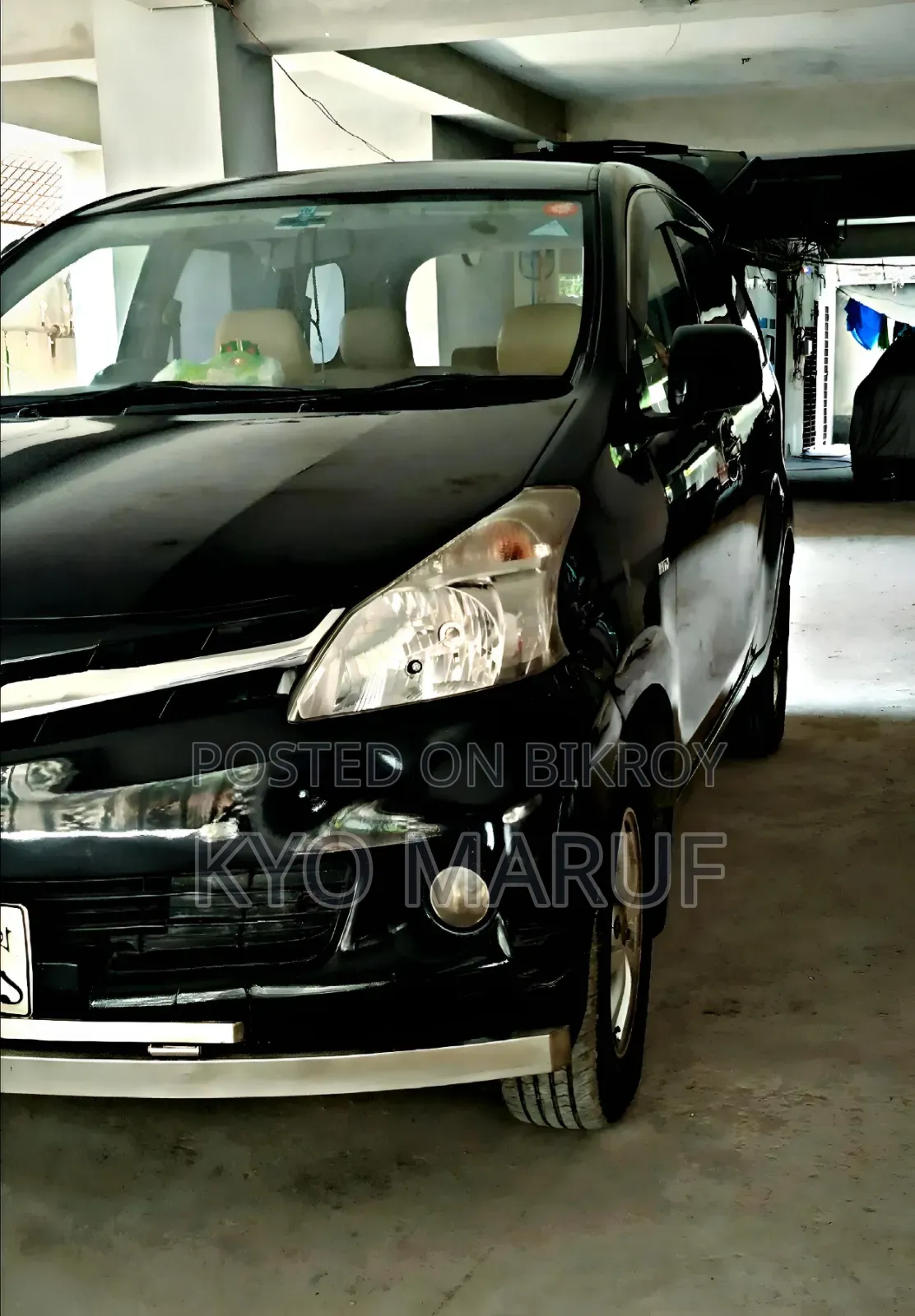 Toyota Avanza 2012 Black
