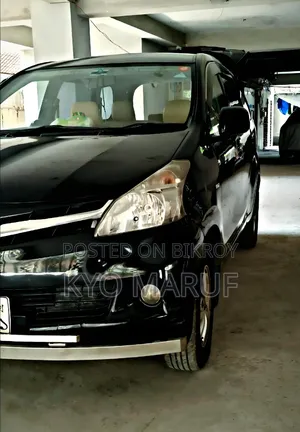 Toyota Avanza 2012 Black