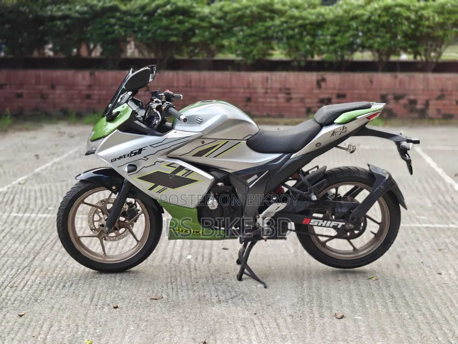 সুজুকি গিক্সার এসএফ ২০২১ গ্রে