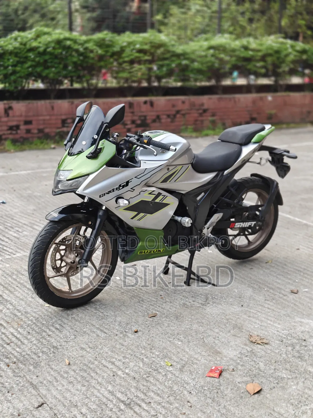 সুজুকি গিক্সার এসএফ ২০২১ গ্রে