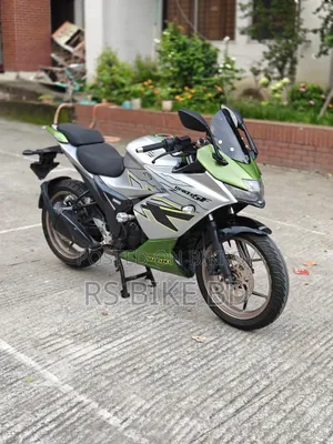 সুজুকি গিক্সার এসএফ ২০২১ গ্রে