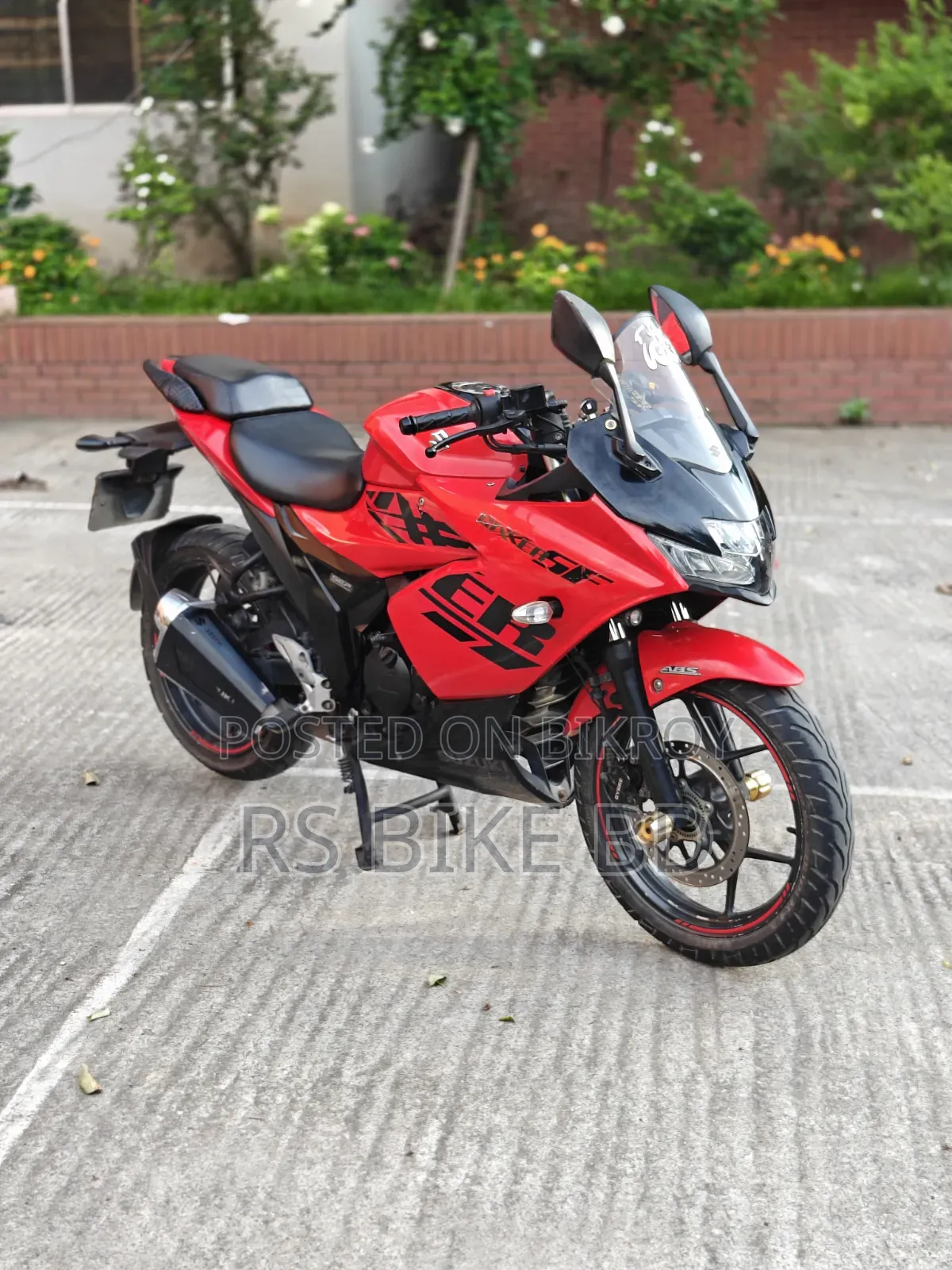 Suzuki Gixxer SF 2022 Red