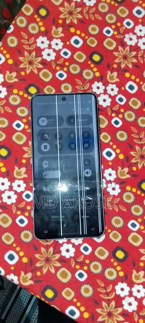 স্যামসাং গ্যালাক্সি এস২১ ৫জি ১২৮ জিবি ব্ল্যাক