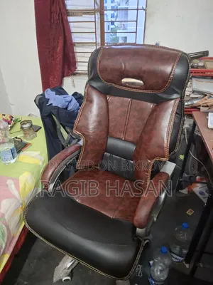বস চেয়ার