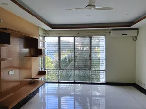 গুলশানে ৪ বেডরুমের অ্যাপার্টমেন্ট ভাড়ার জন্য