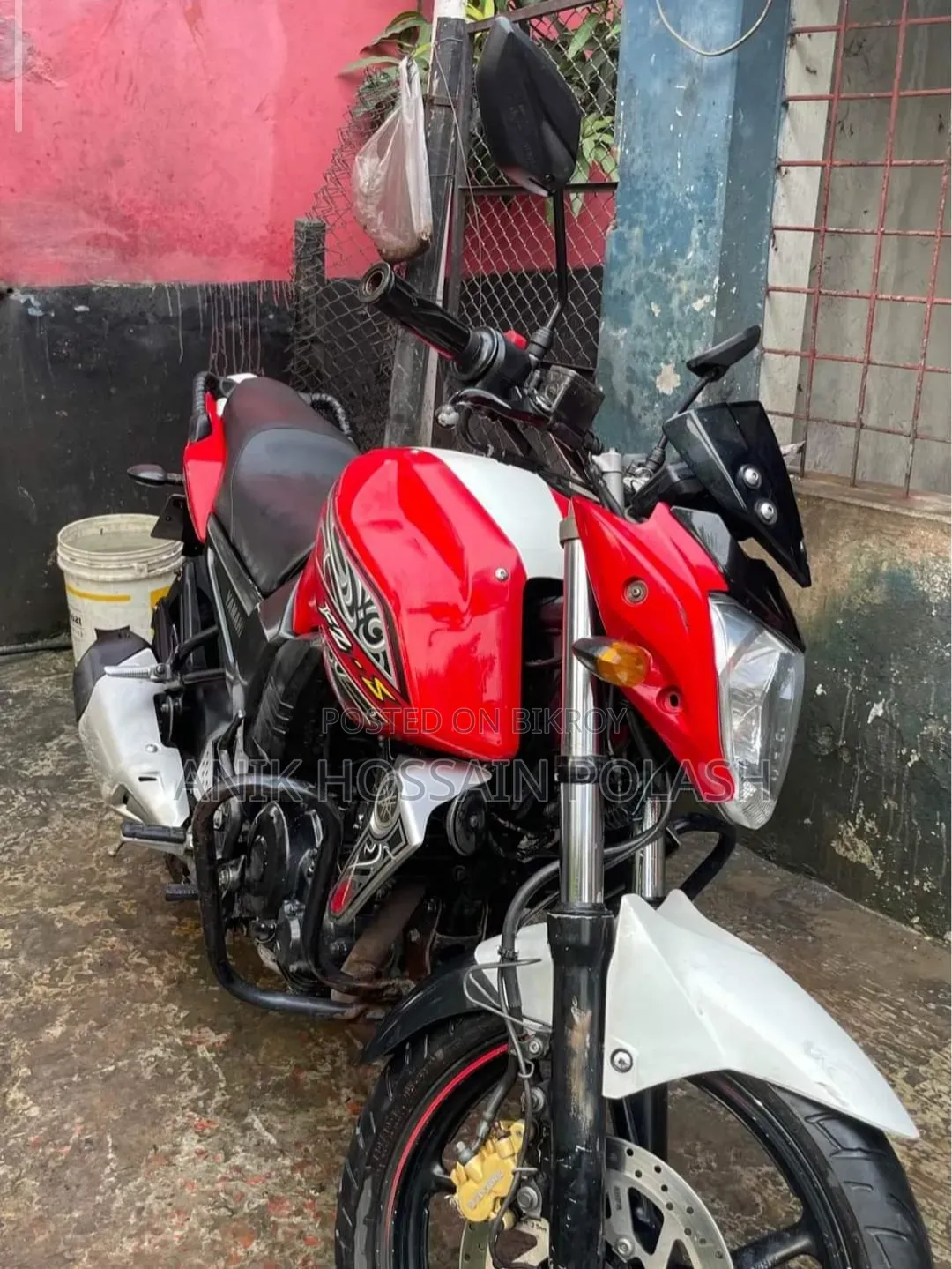 Yamaha FZ 2015 Red