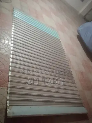 ম্যানুয়াল শাটার