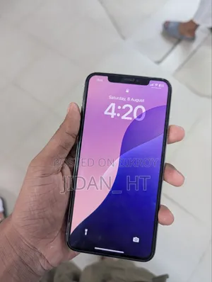 Apple iPhone XS Max 64 GB White