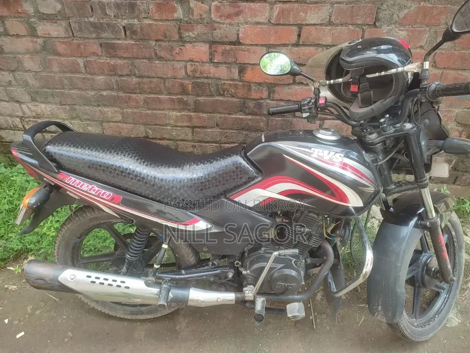 টিভিএস মেট্রো ২০১৭ কালো