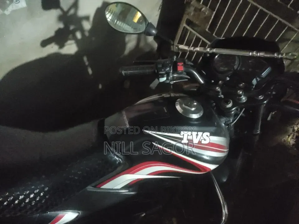 টিভিএস মেট্রো ২০১৭ কালো