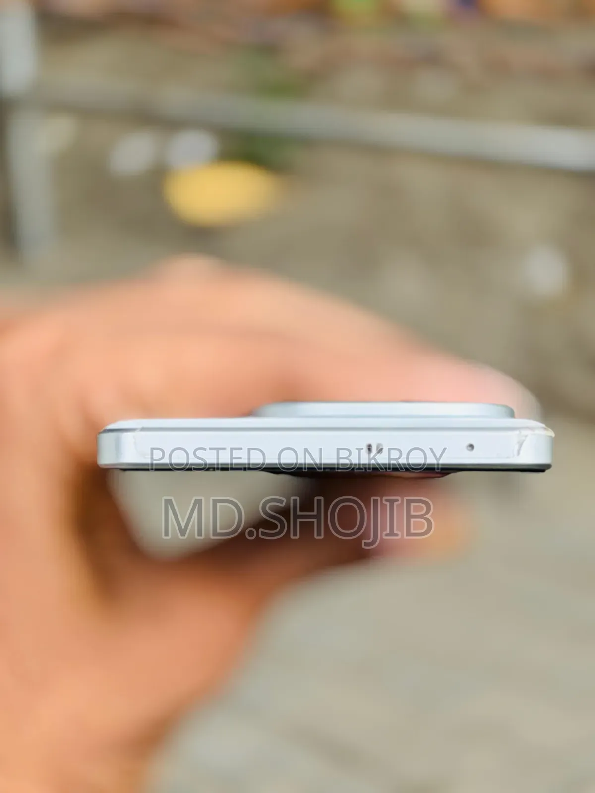 iQOO Z10 256 GB White
