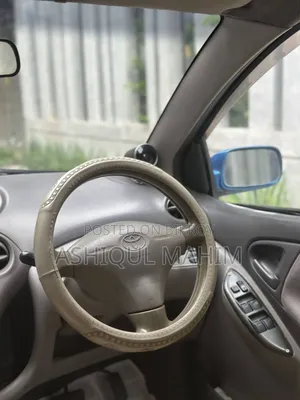 Toyota Platz 2000 Blue