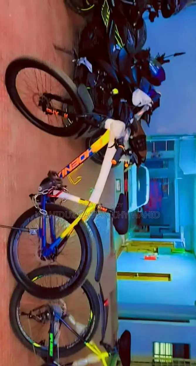 নতুন বাজাজ বক্সার ২০২৬ হলুদ
