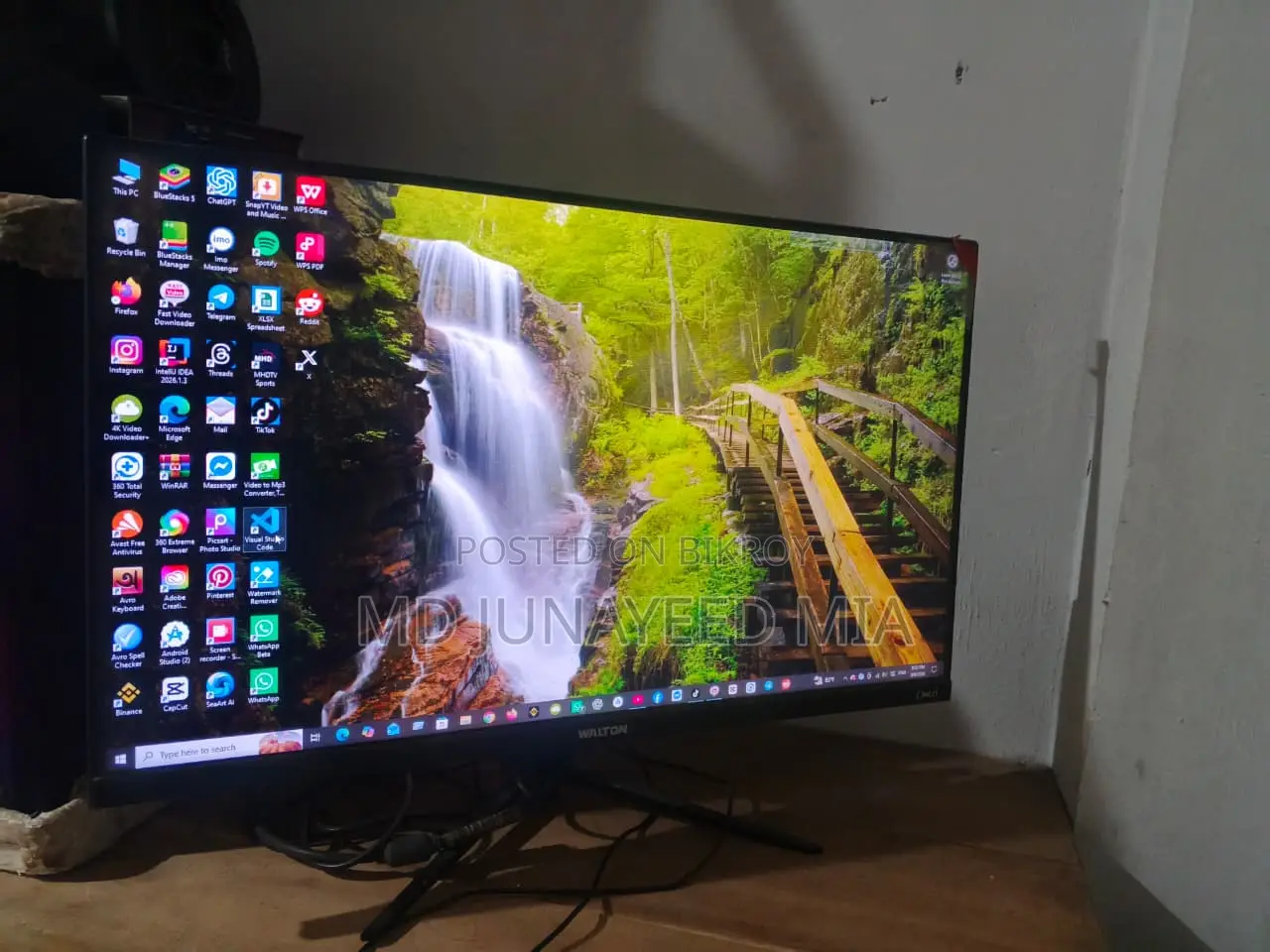 Walton 24" Monitor LED Backlit Display Full HD