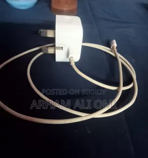 Apple 20W USB-C Power Adapter