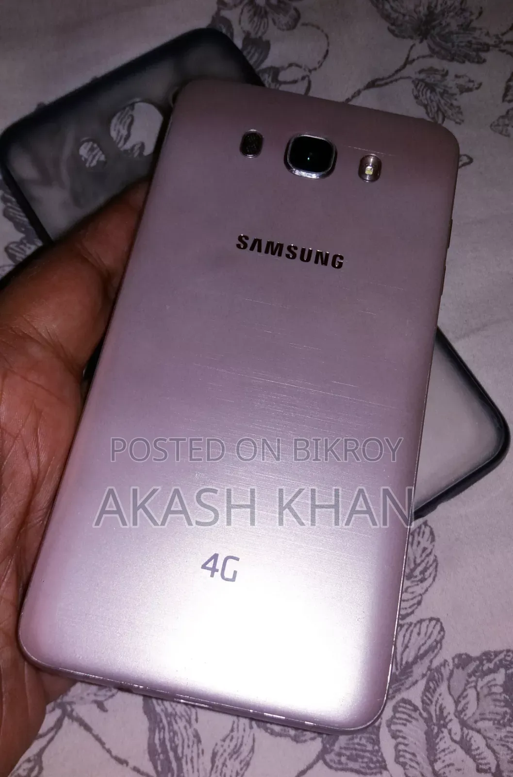 স্যামসাং গ্যালাক্সি জে৭ ১৬ জিবি গোল্ড